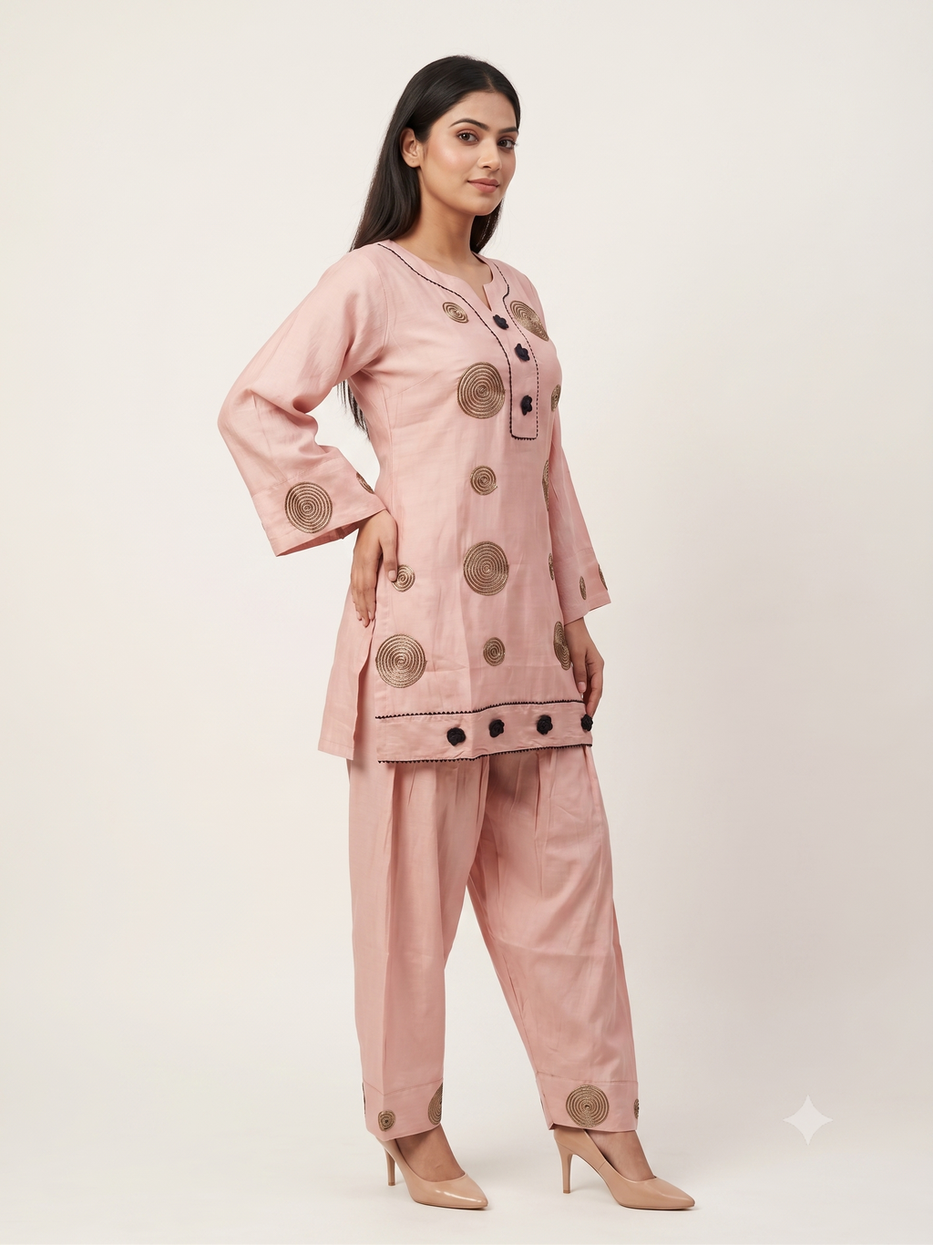 Elegant Cream Cotton Silk Ethnic Co-ord Set with Dark Brown Spiral Embroidery
